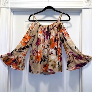 Women’s INC Size 6 Flowy Floral Blouse